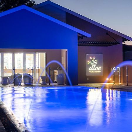 Palm Park Hotel Lephalale Экстерьер фото